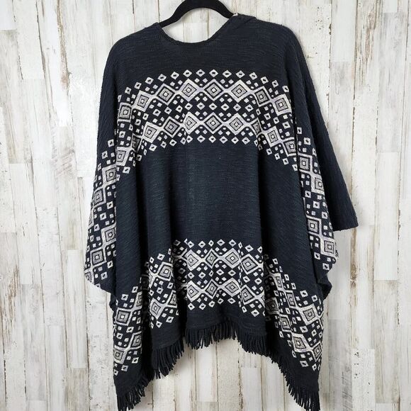 Mossimo Supply Co Aztec Print Fringed Poncho Sweater Black Size S/M - Picture 2 of 11